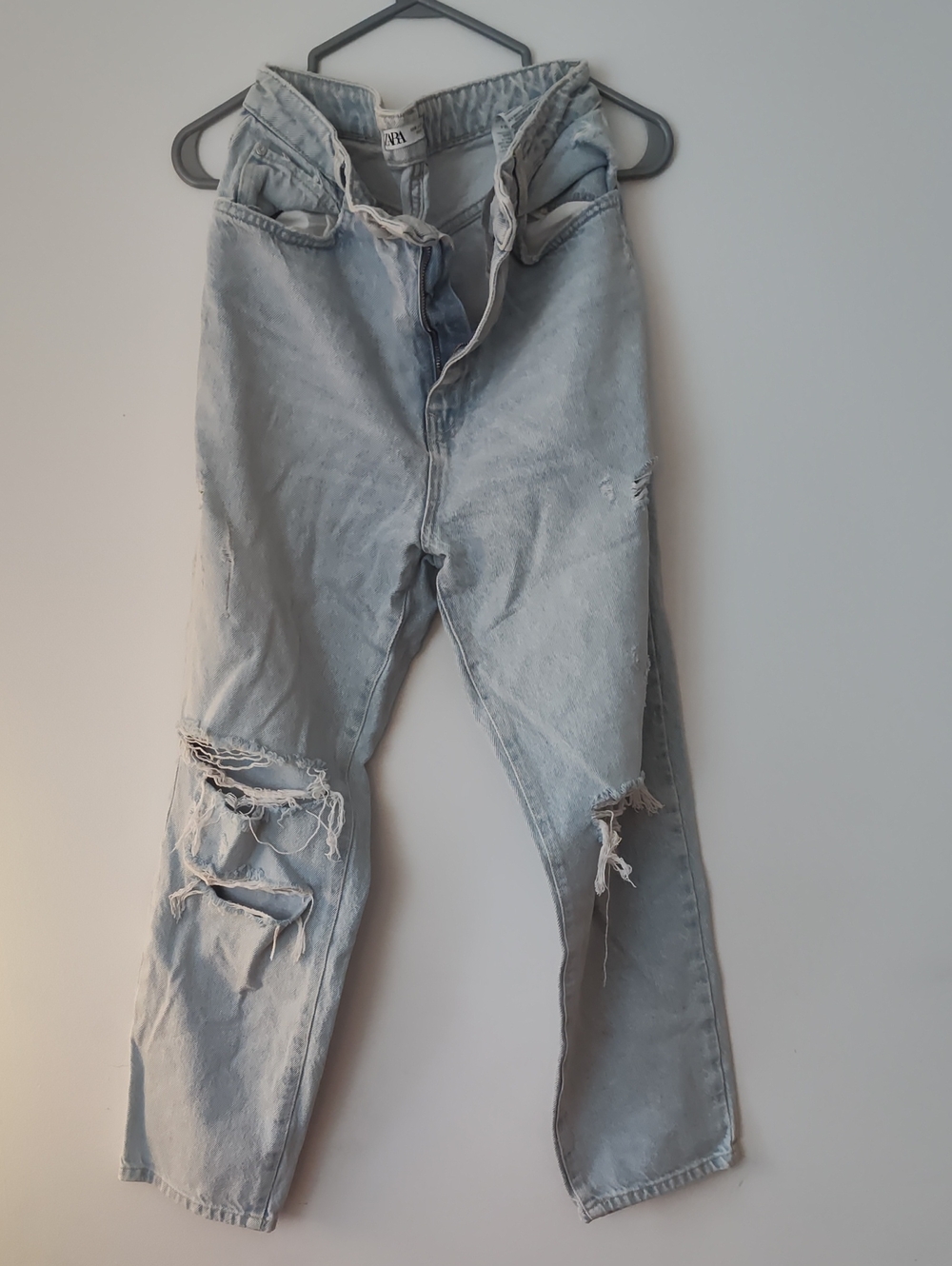 Zara Light Blue Distressed Boyfriend Jeans